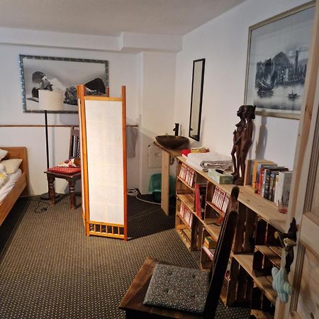 Grosses Gemuetliches Zimmer Mit Eigener Dusche Und Sauna Auf Wunsch Rheinstetten Zewnętrze zdjęcie